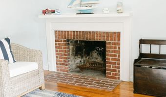 22 Presidents Rd, Bourne, MA 02532