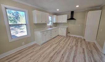 418 E Clayton St, Baldwyn, MS 38824