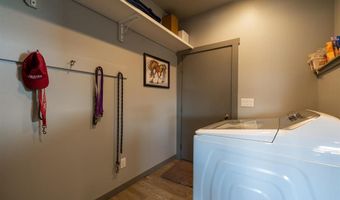5 Cowboy Dr, Clark, WY 82435