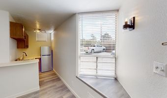 1830 Vassar Dr NE Apt 6, Albuquerque, NM 87106