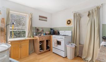 64 Chestnut Ave, Cranston, RI 02920