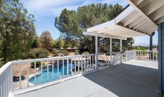 2827 N Victoria Dr, Alpine, CA 91901