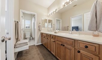 10728 Rivendell Ave, Las Vegas, NV 89135