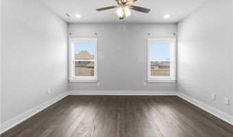 1951 Edgewood Rd, Bentonville, AR 72713