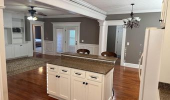 421 S Main St, Arab, AL 35016