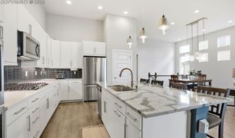 7163 S Shady Grove Ct, Aurora, CO 80016