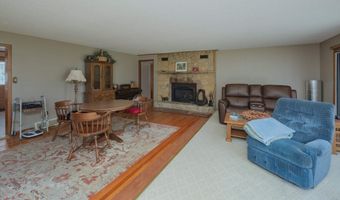 808 S CHURCH St, Albany, IL 61230