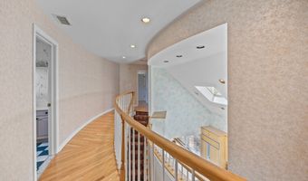 319 Redstone Dr, Cheshire, CT 06410