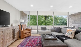 1000 Urlin Ave 209, Columbus, OH 43212