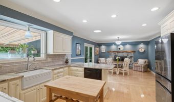 3401 Woodview Pl, Columbus, OH 43220