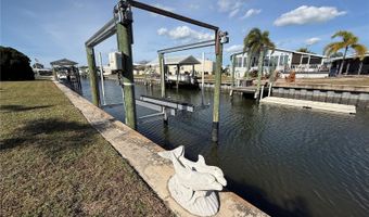 134 W SAINT ANNES Cir, Apollo Beach, FL 33572