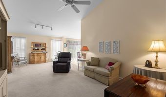 10140 Shapfield Ln, Affton, MO 63123