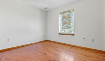 87 COTTAGE St 2, Bayonne, NJ 07002