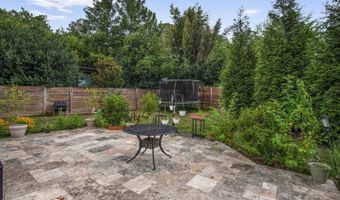 5805 MASSACHUSETTS Ave, Bethesda, MD 20816