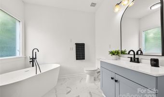 9418 Arborview Ct, Charlotte, NC 28269