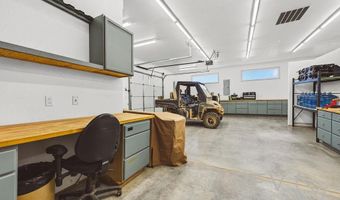 899 Lane 37, Burlington, WY 82411