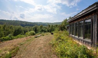 859 Whitehill Rd, Barnet, VT 05821