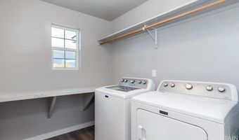 5900 S Sturgeon Way, Boise, ID 83709