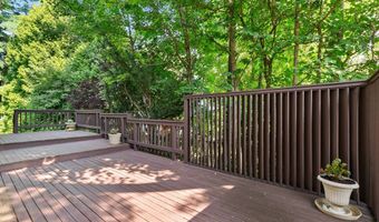 1701 GLASTONBERRY Rd, Potomac, MD 20854