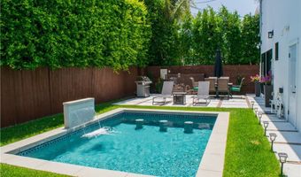 542 N Kilkea Dr, Los Angeles, CA 90048