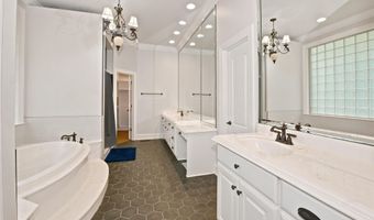 200 W Hillcrest Dr, Alexander, AR 72002