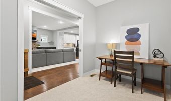 15563 Duck Trail Ln, Apple Valley, MN 55124