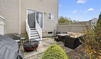 7 Lucia Ct, Aberdeen, NJ 07747