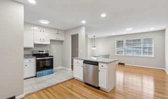 5800 LONGVIEW Dr, Adamsville, AL 35005