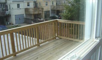 925 CHESTNUT HILL Ave, Baltimore, MD 21218