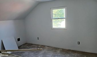 207 S Scott St, Alexis, IL 61412