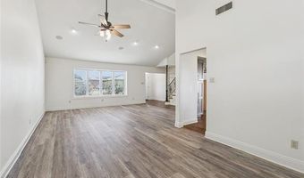 1107 PERRIN Dr, Arabi, LA 70032