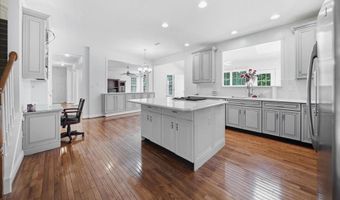 17 WATERTON Dr, Bear, DE 19701
