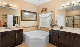 3551 STATHAM Dr, Apopka, FL 32712
