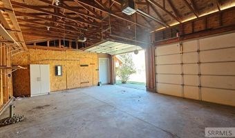 53 Runnin Bear Rd, Carmen, ID 83462