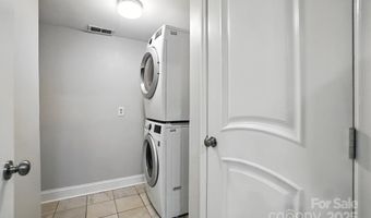 2528 Arnold Dr, Charlotte, NC 28205