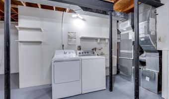8702 PAPPAS Way, Annandale, VA 22003