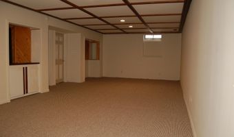 924 N Maple Rd, Ann Arbor, MI 48103