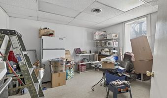 302 SW Front St, Abingdon, VA 24210