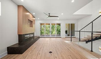 1128 Fillmore St, Bentonville, AR 72712