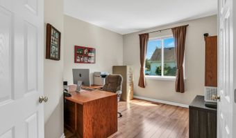 700 Needlegrass Pkwy, Antioch, IL 60002