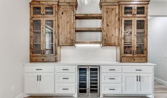8141 Longbow Dr, Arcadia, OK 73007