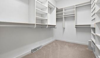 4351 N SUGAR MAPLE Ln, Appleton, WI 54913