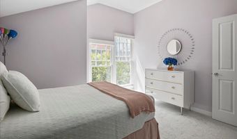 2863 11TH St N, Arlington, VA 22201