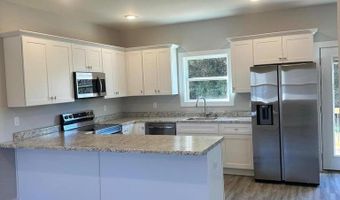 102 Savannah Cv, Benton, TN 37307