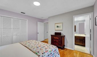 444 Glenbrook Dr, Atlantis, FL 33462