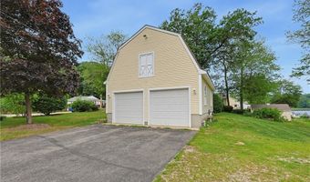 200 Waterman Lake Dr, Glocester, RI 02814
