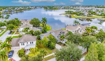 435 MANNS HARBOR Dr, Apollo Beach, FL 33572
