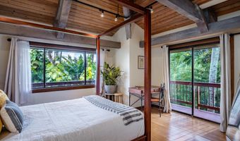 1780 Kauhikoa Rd, Haiku, HI 96708