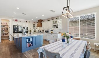 4221 S NEWPORT St, Chandler, AZ 85249