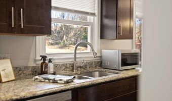 4211 DOWNING St, Annandale, VA 22003